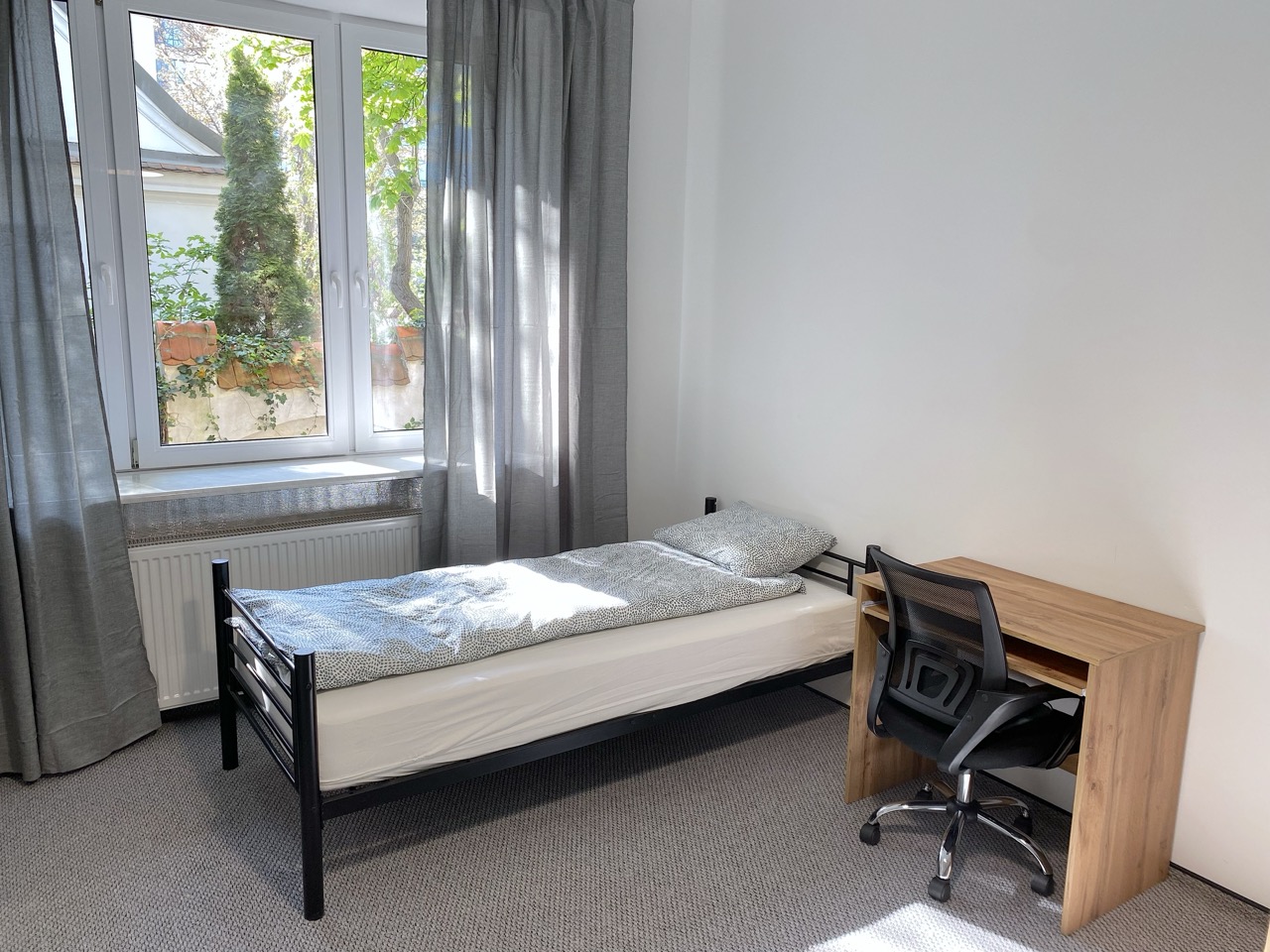 STUDIO FOR THREE PEOPLE