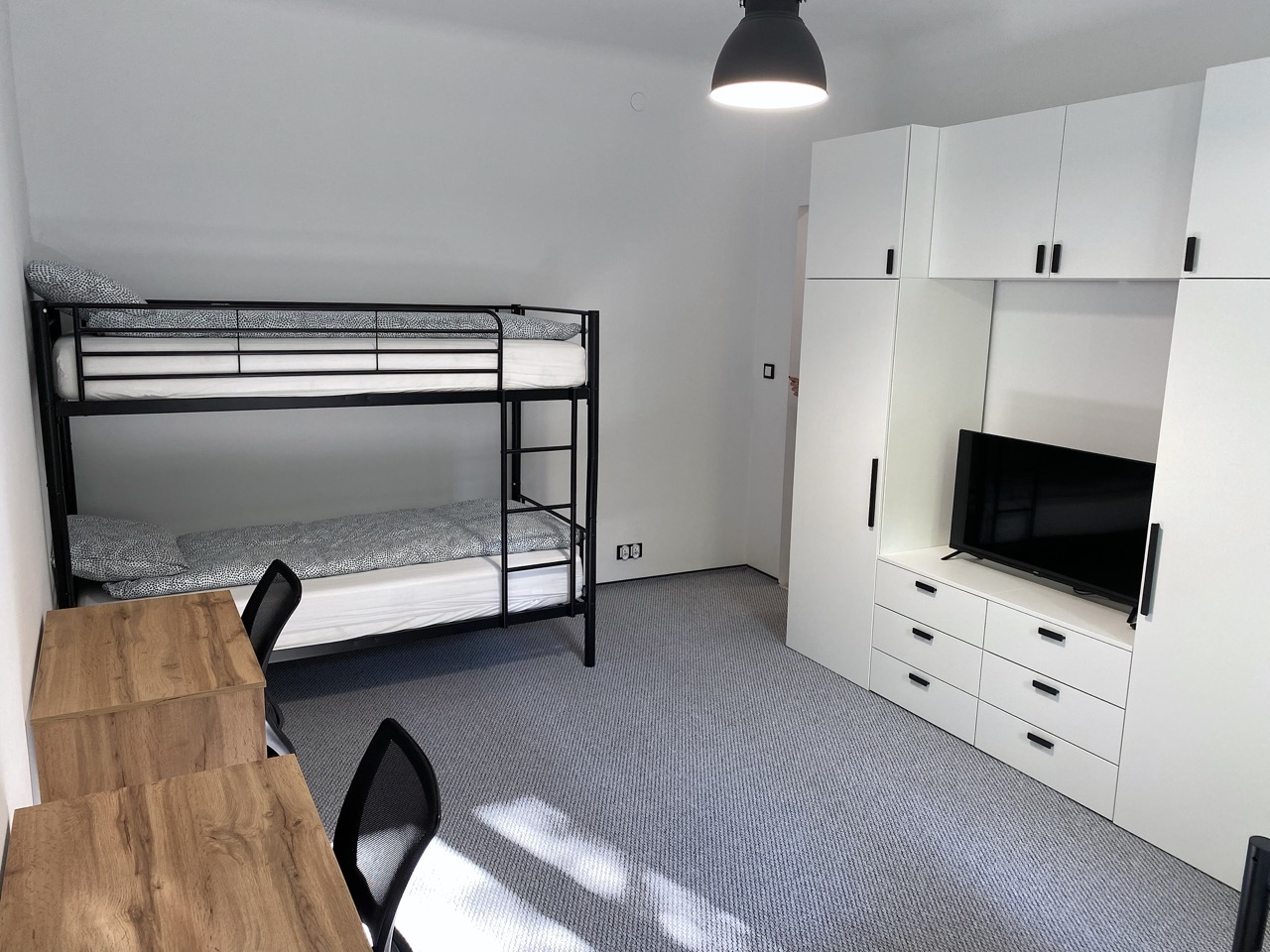STUDIO FOR THREE PEOPLE