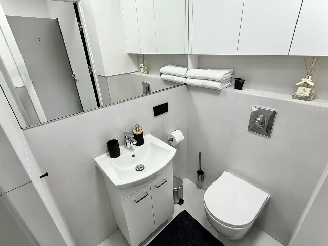 Single Studio Apartment